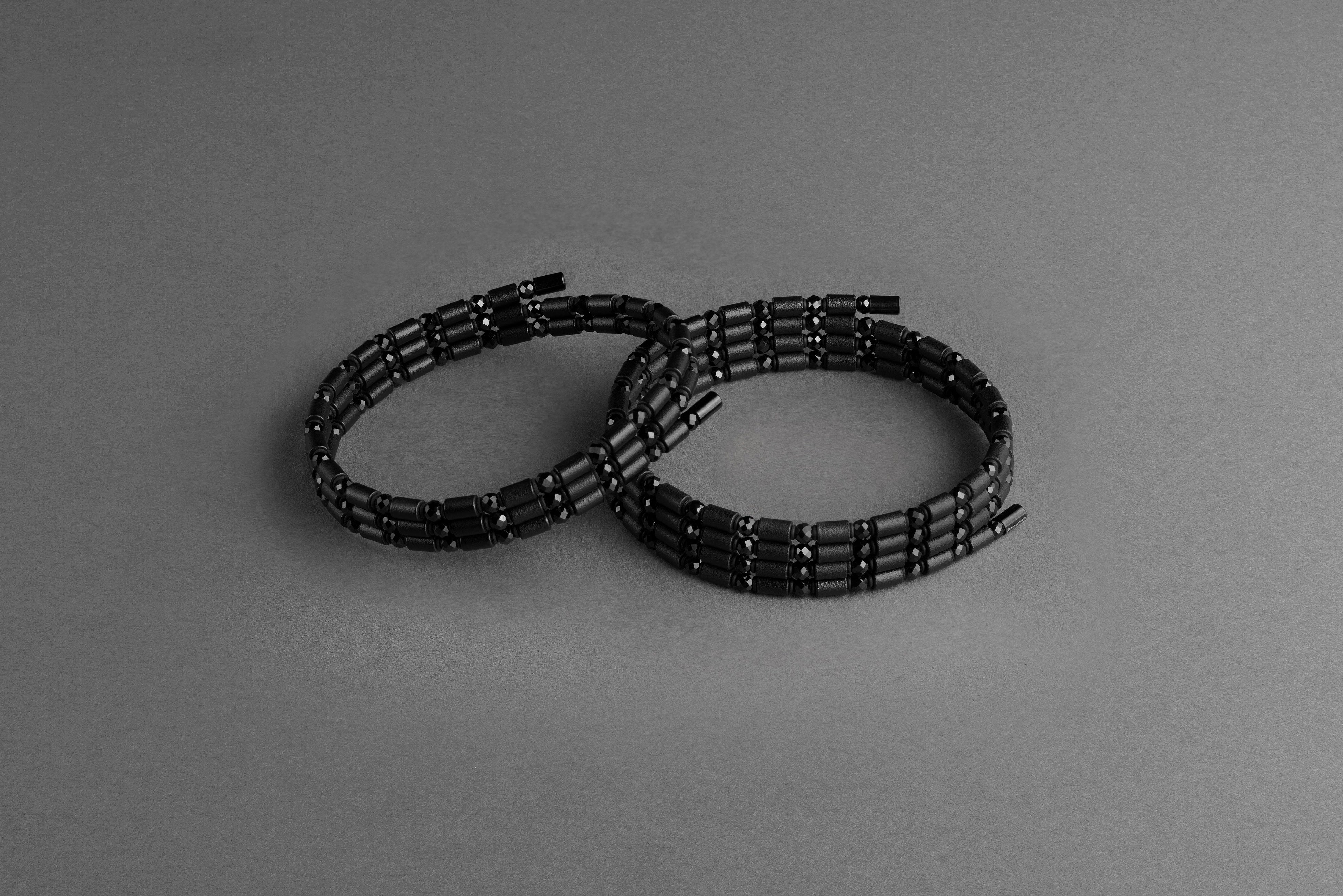 ⑬コアフォースループ ブラックスピネル