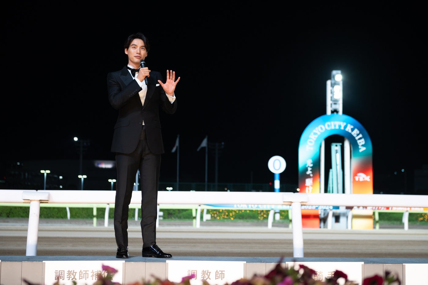 表彰式前に行われたインタビューの様子