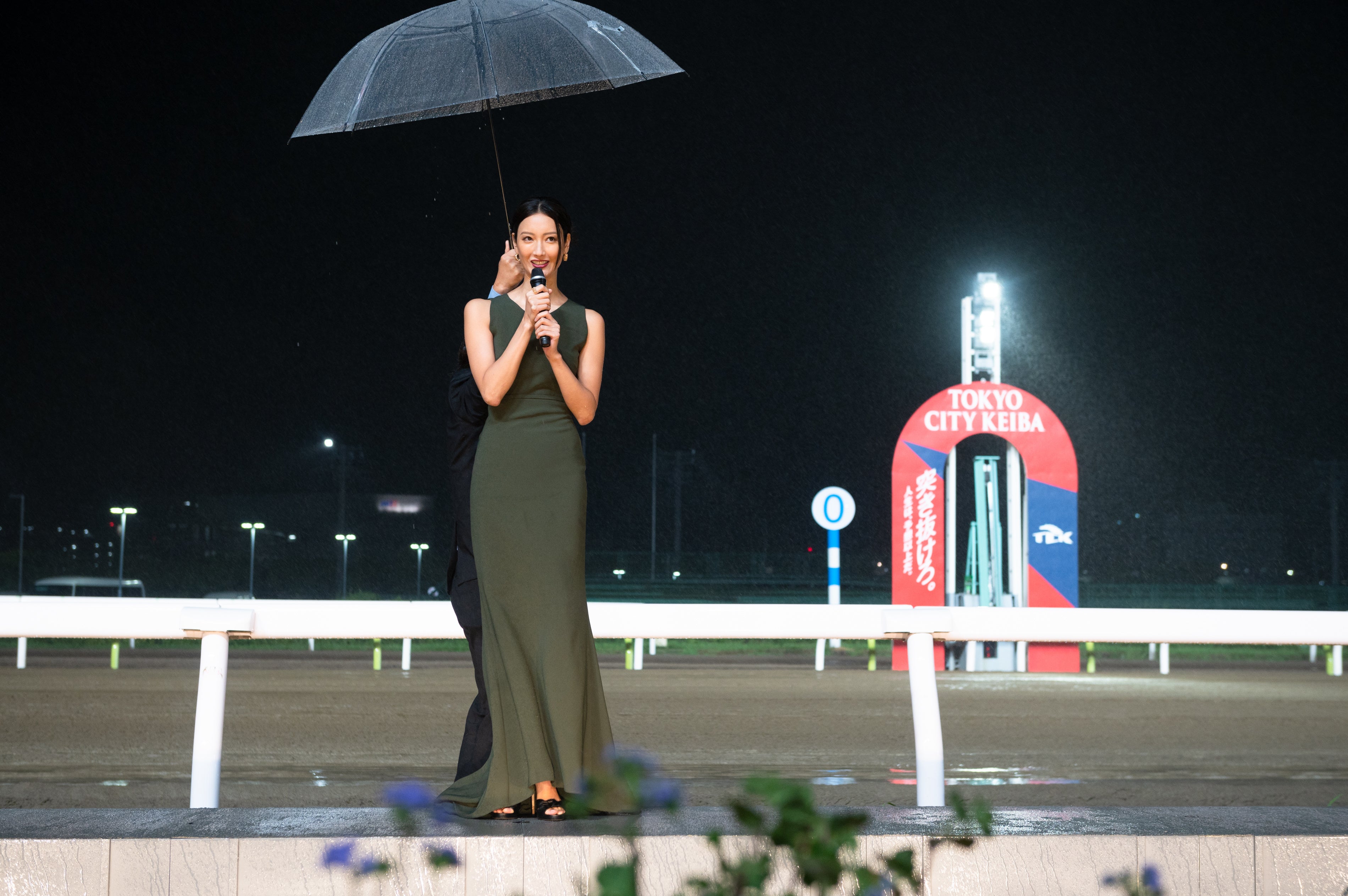 ジャパンダートダービー表彰式前インタビューの様子