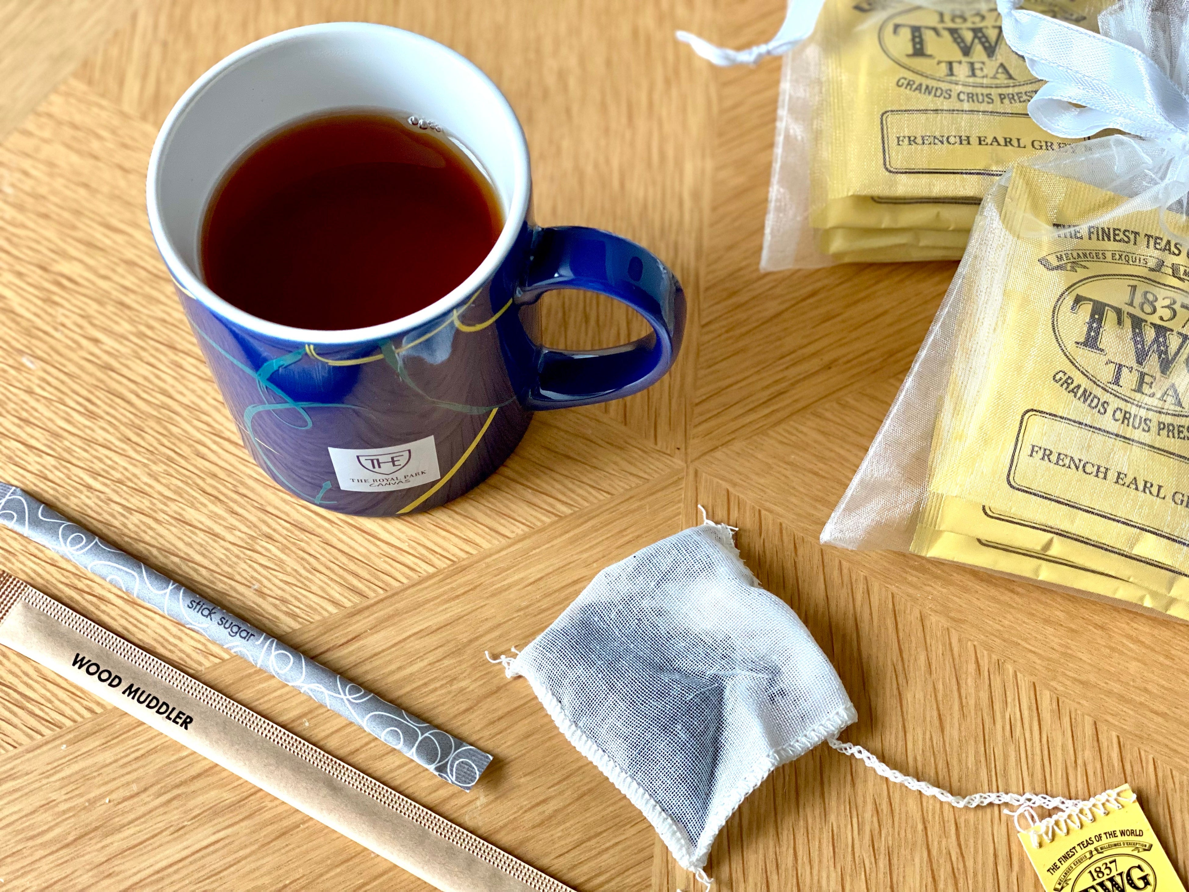 客室で優雅なTEA TIME