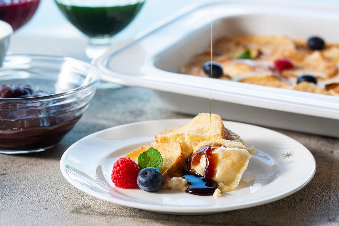 横浜ロイヤルパークホテル「オリジナル和風パンプディング 選べる6種のソース」