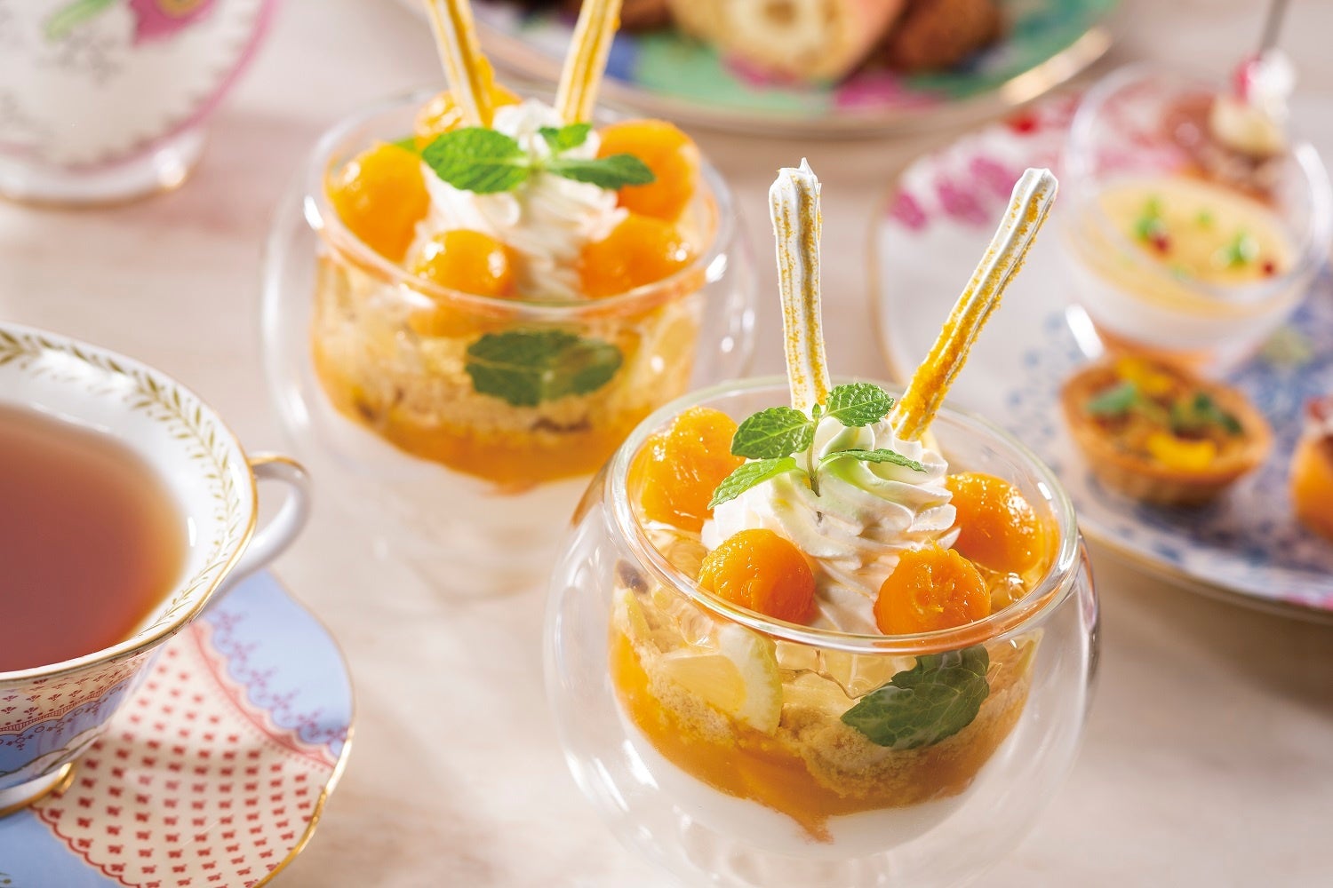 ▲マンゴーやレモンピクルスやクッキー、ゼリーとさっぱり爽やかな味が何層にも渡って 楽しめる「マンゴーパフェ」