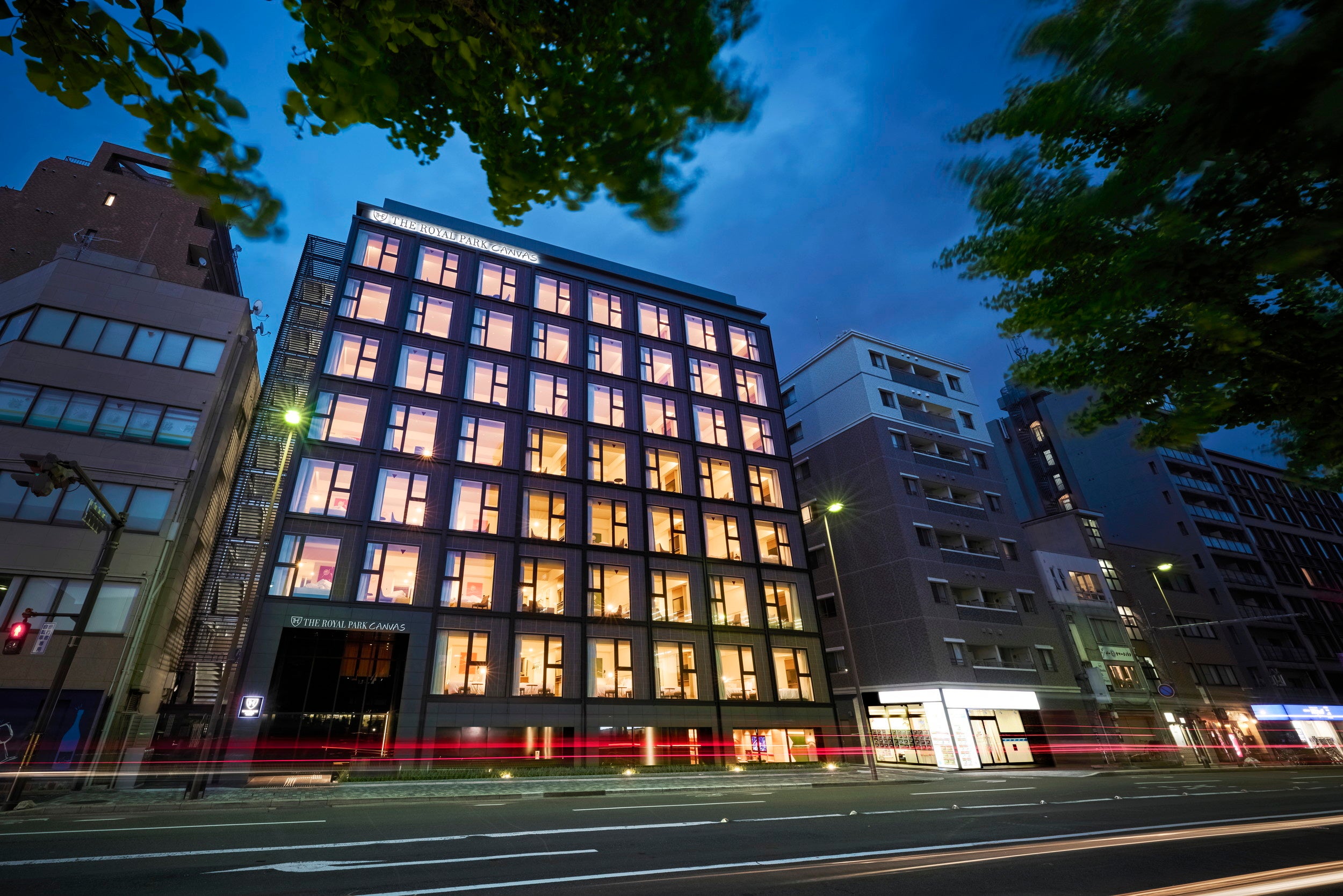 ザ ロイヤルパーク キャンバス 京都二条　外観