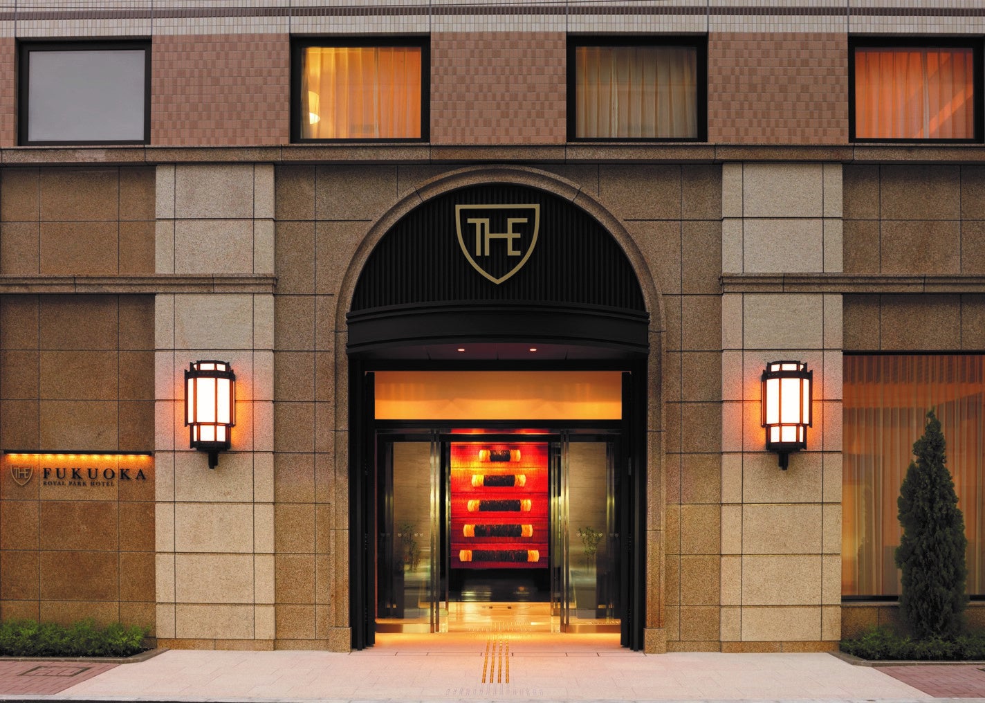 ザ ロイヤルパークホテル 福岡 エントランス