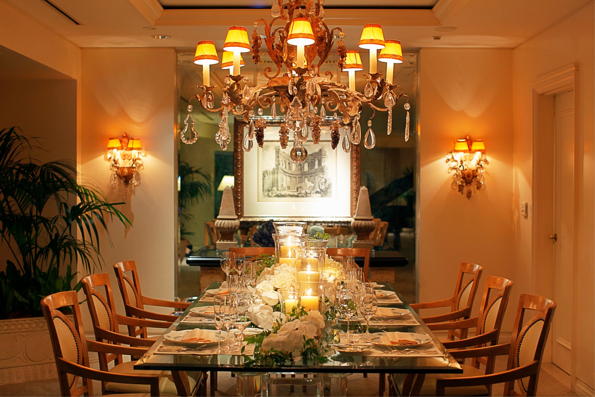 スカイリゾートフロア「ザ・クラブ」ロイヤルスイート ダイニングルーム