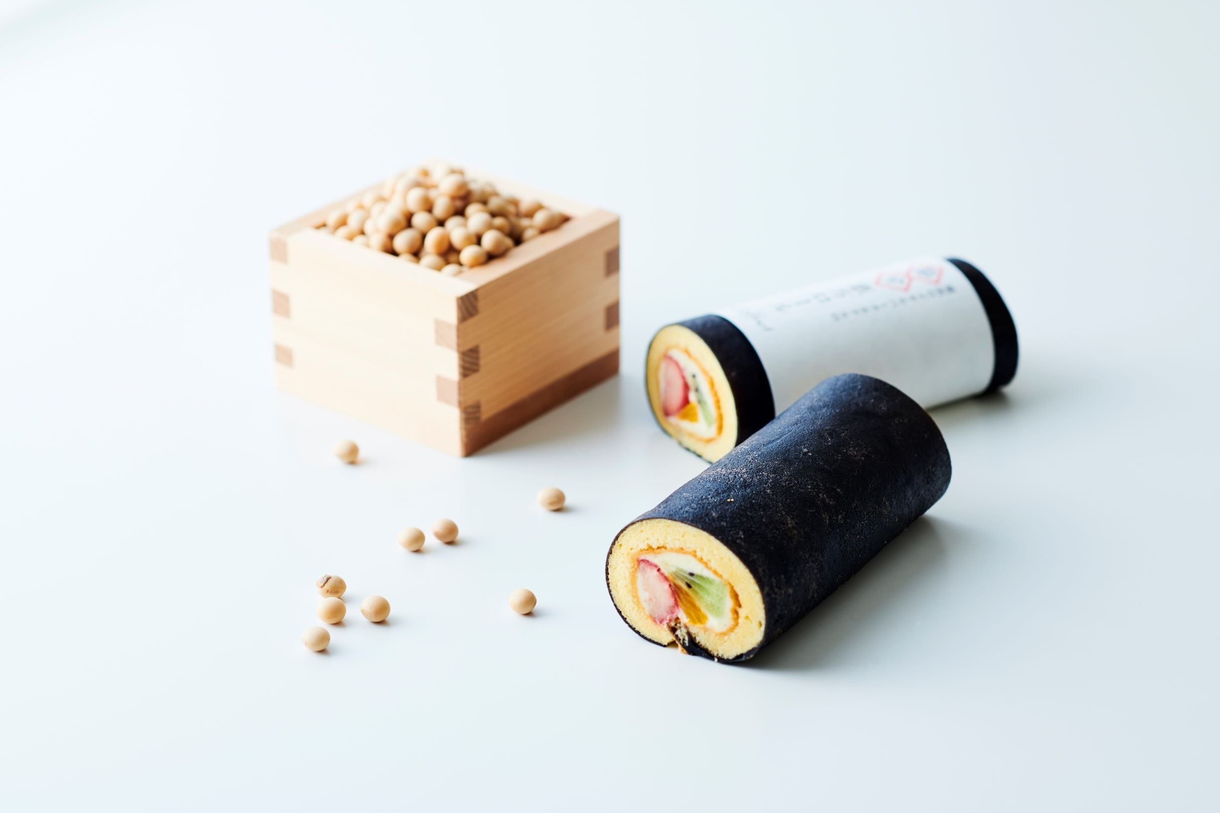 見た目はまるで恵方巻！「恵方巻きロール」