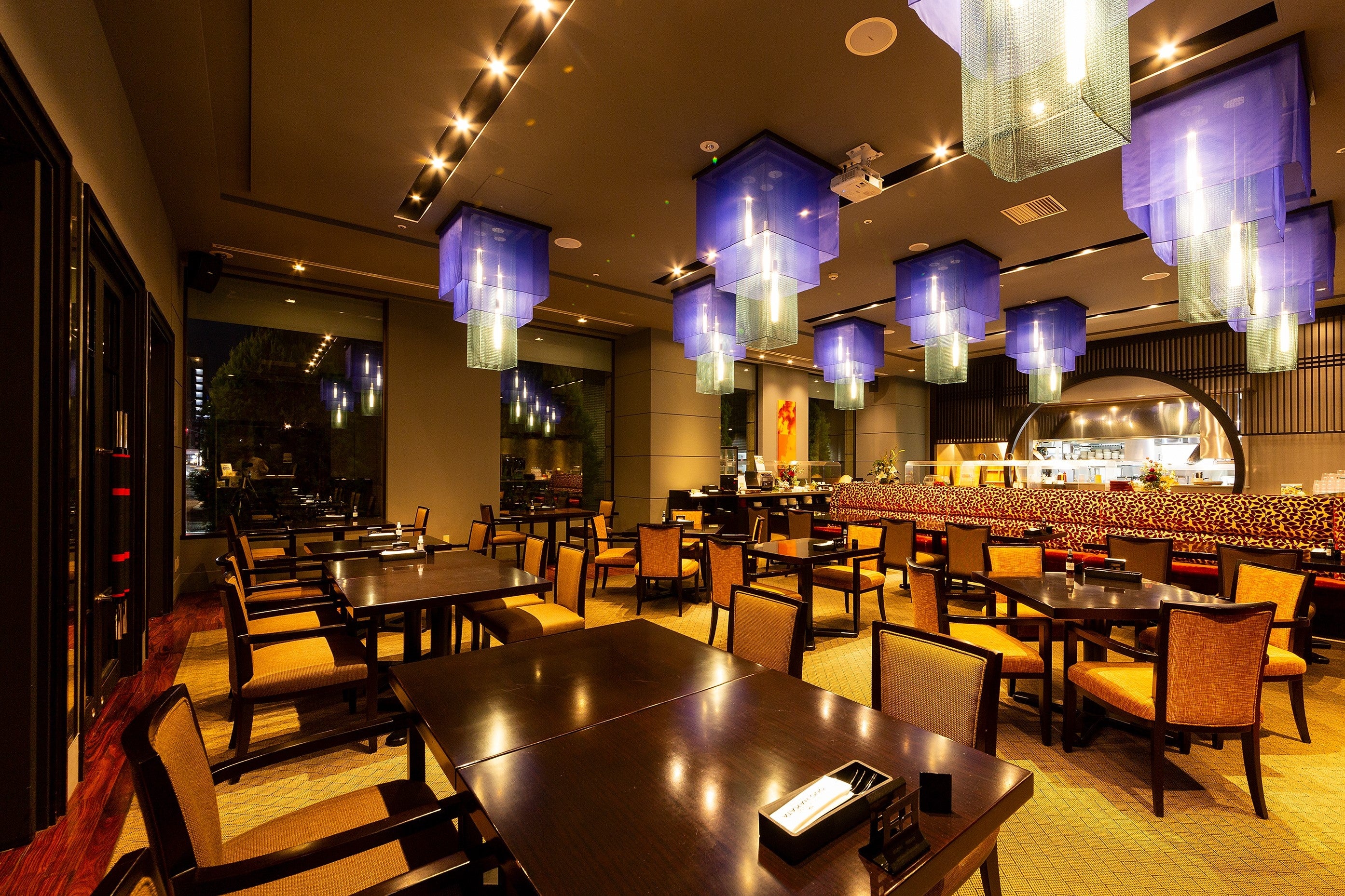 「Precious ONO HAKATA」店内