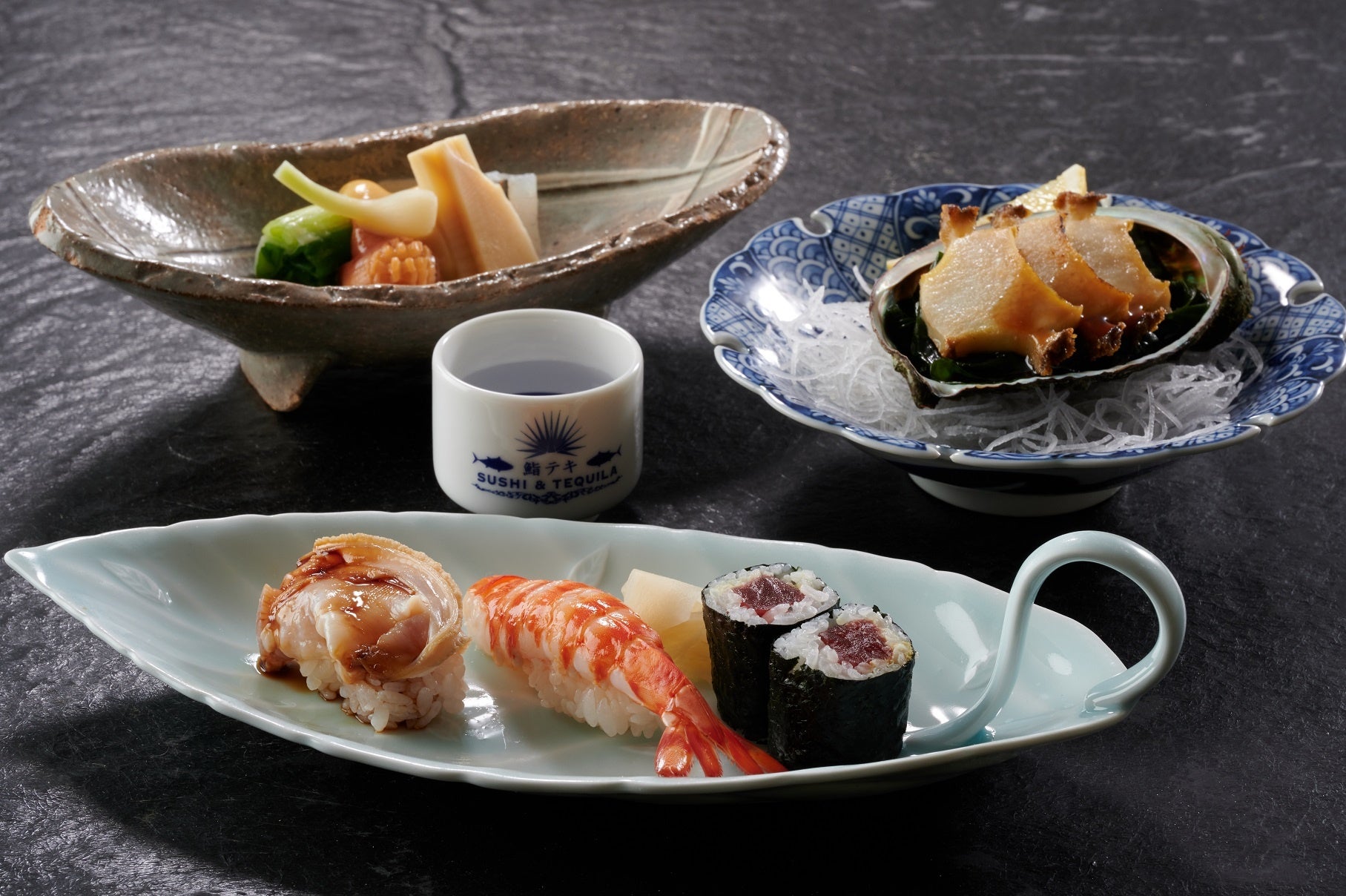 テキーラと楽しむ寿司や多彩なお料理