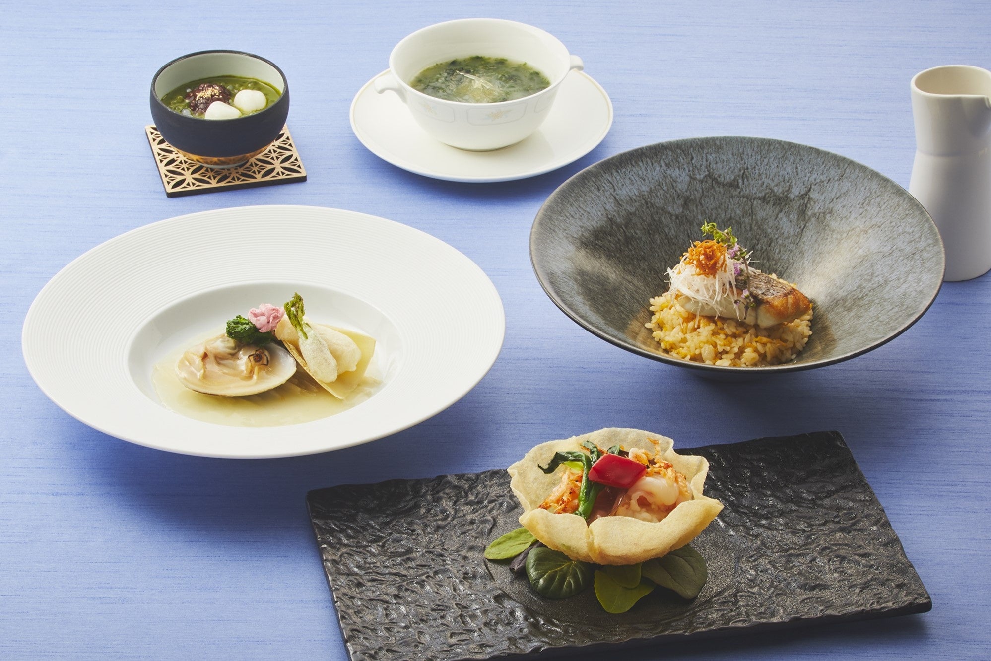 ランチコース ※写真は、選べるメニューで魚介料理を選択した場合です。