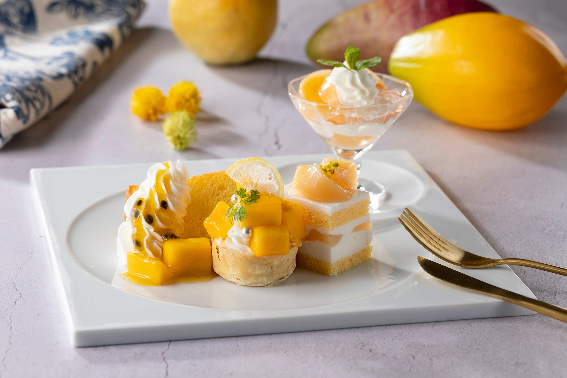 MANGO&PEACH SWEETS 4種PLATE