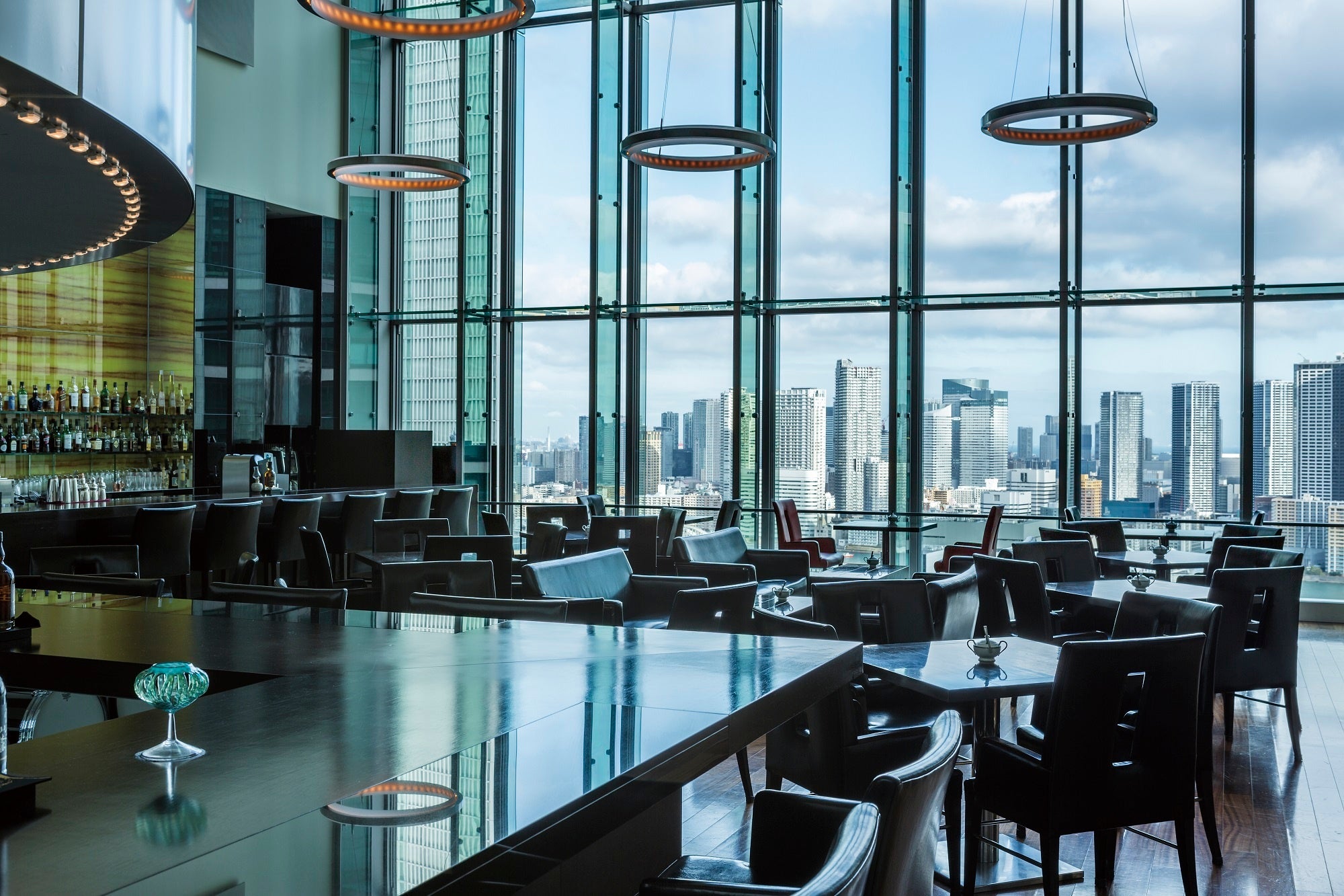 ザ ロイヤルパークホテル アイコニック 東京汐留 「THE BAR」