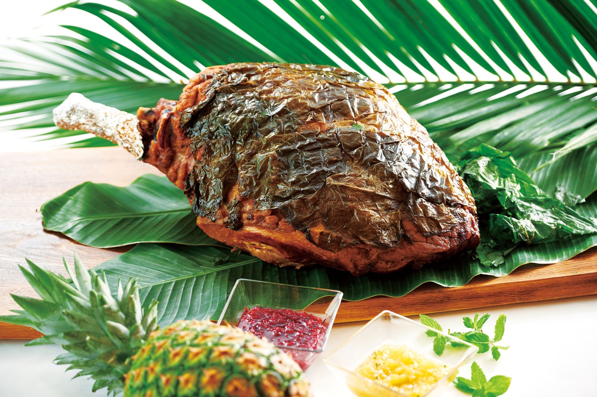 やまゆりポークを使ったラウラウ しば漬けのソース または パイナップルマーマレード ※土・日・祝日限定