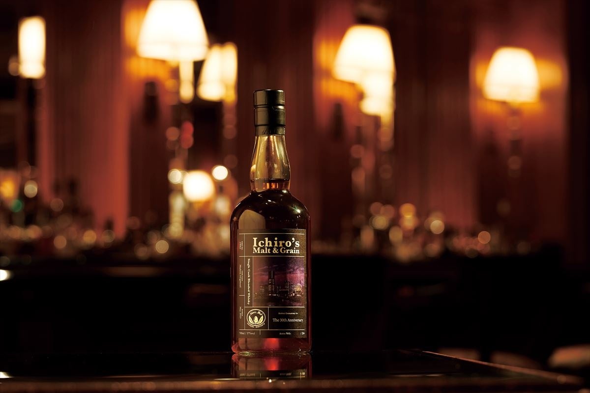 開業30周年記念ボトル「イチローズモルト&グレーン マデイラカスク ワールド・ブレンデッド・ウイスキー」