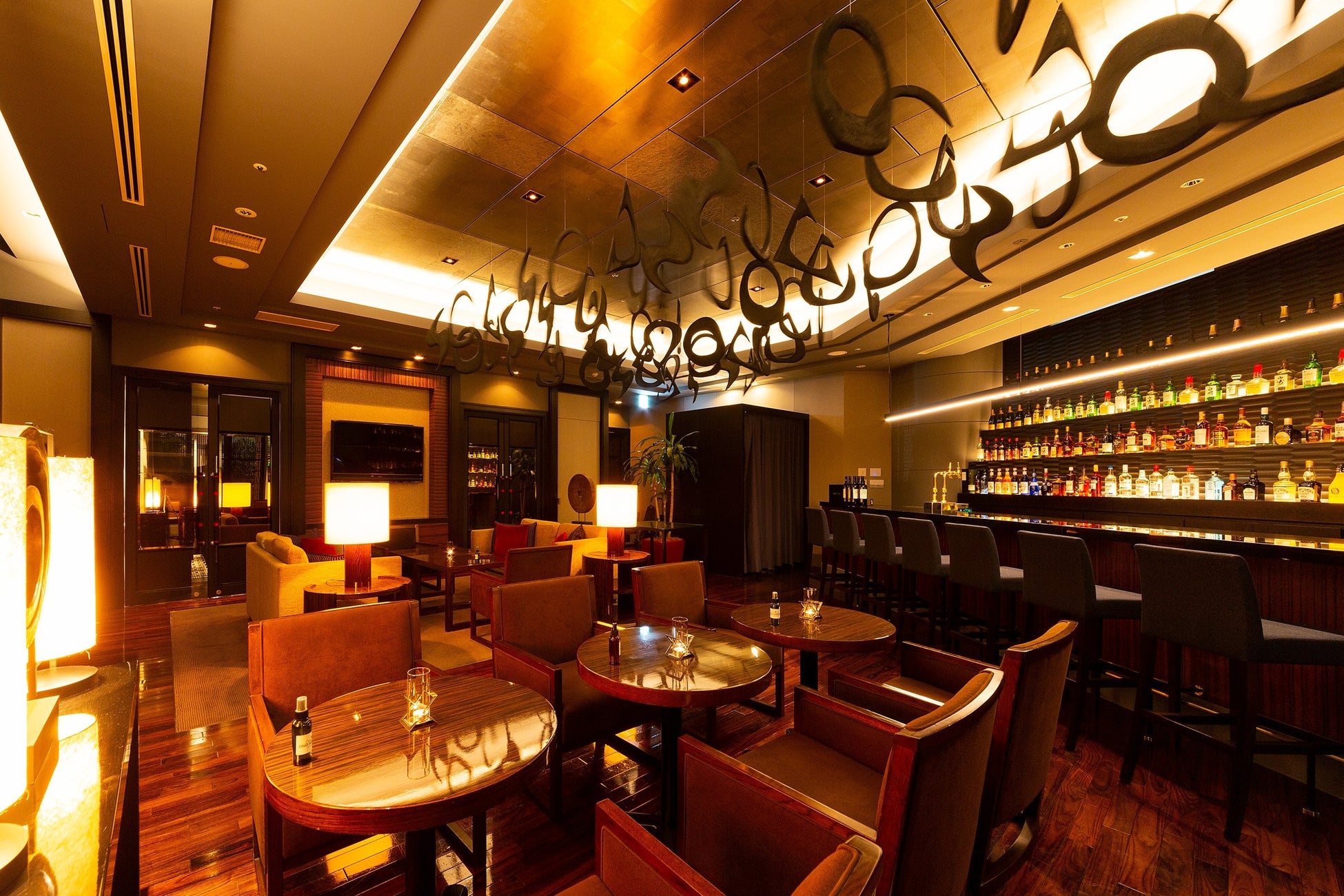 「THE BAR」店内