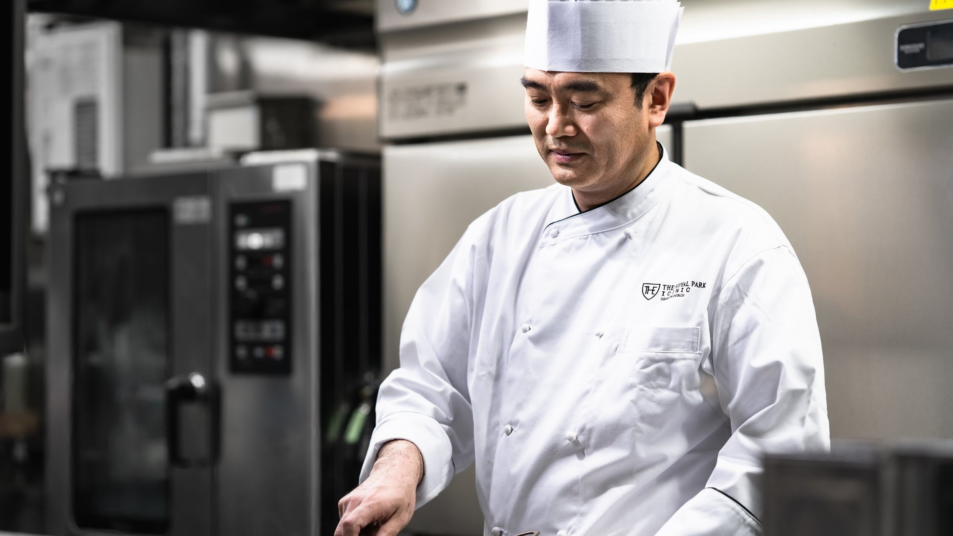 シェフ 塙 信一郎