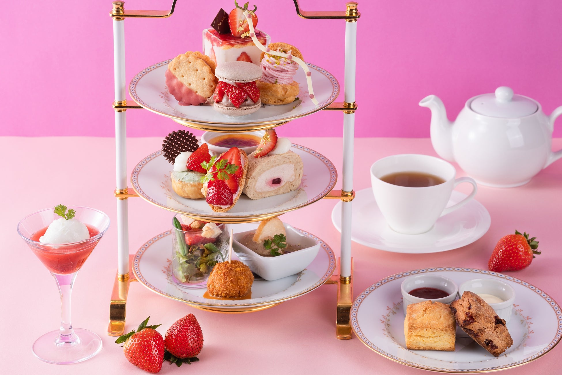 苺づくしのアフタヌーンティーセット(イメージ)