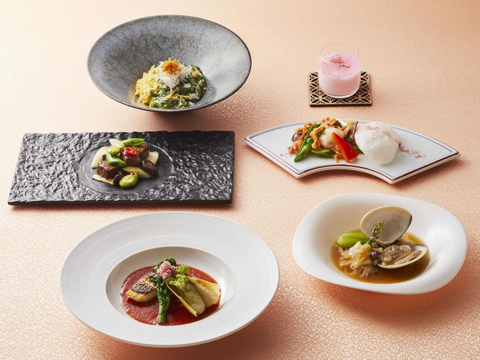 齊藤料理長が贈る 春彩ディナーコース ~春のおとずれ感じる 伝統の広東料理~