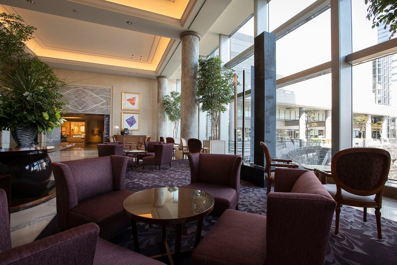 1F デリカ&ラウンジ「コフレ」