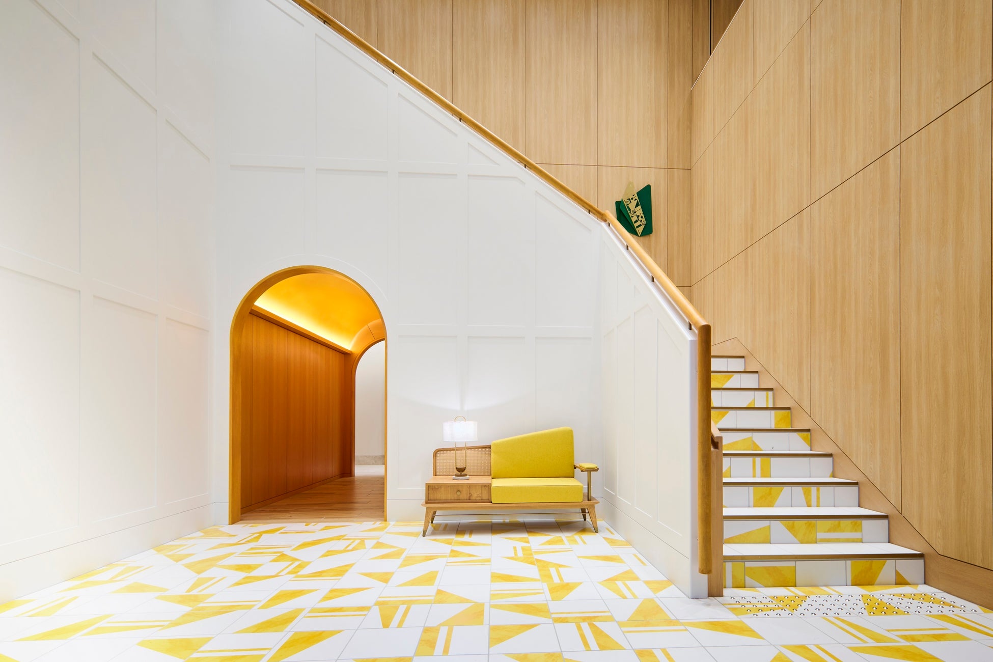 1Fエントランス