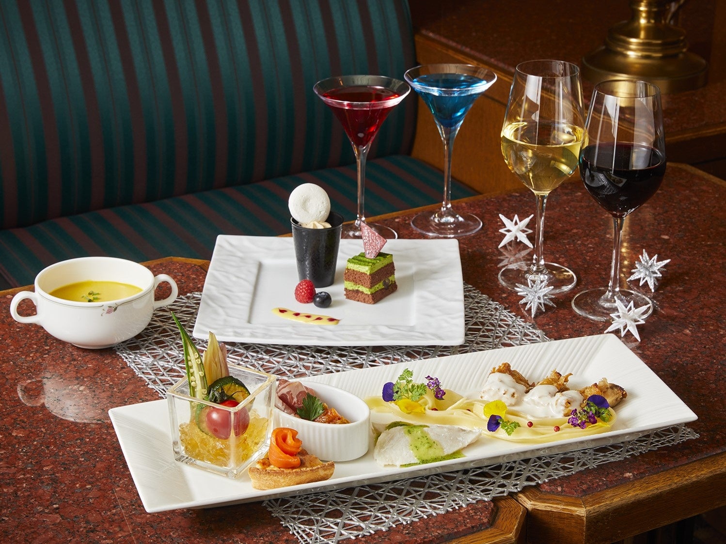 ロイヤルスコッツ「フリーフロー付七夕ディナープレート」