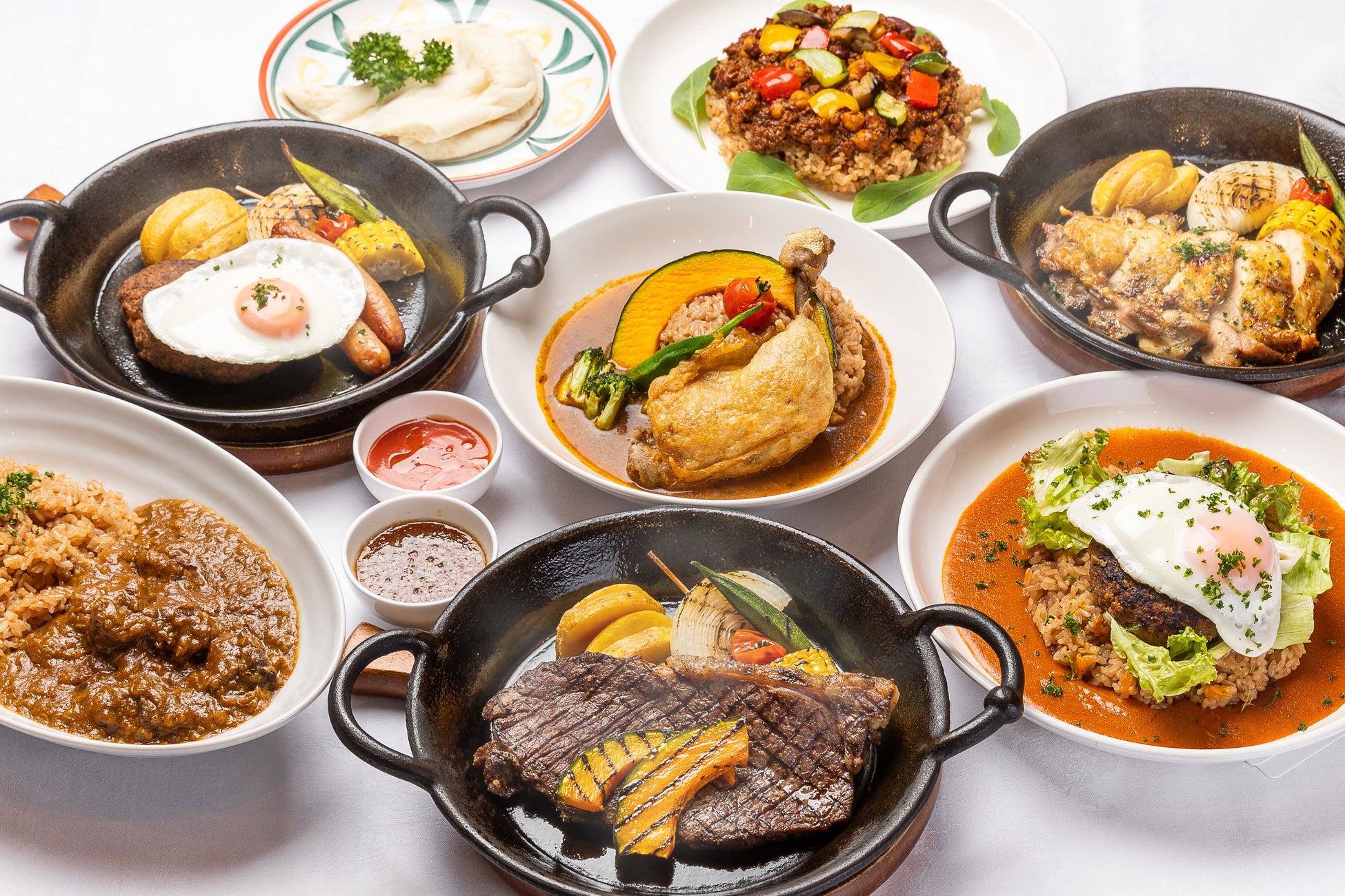 「ステーキ&カレーフェア」で提供する7種類のランチメニュー