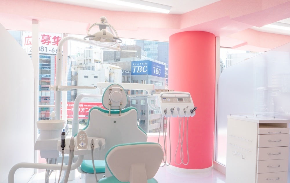 『コレクトデンタルクリニック　新宿西口』