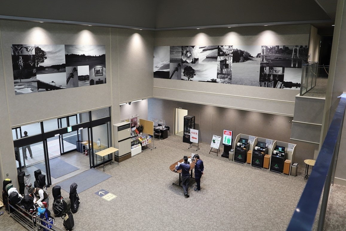 全体的に統一感を図りながらシンプルなデザインに（東京湾CC）