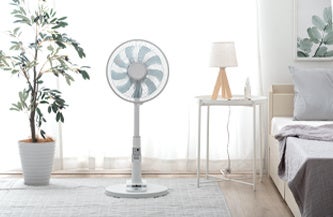 肌あたりのよい風をお届け 液晶パネルでさらに使いやすい扇風機 (液晶パネル付 DCモーター扇風機)