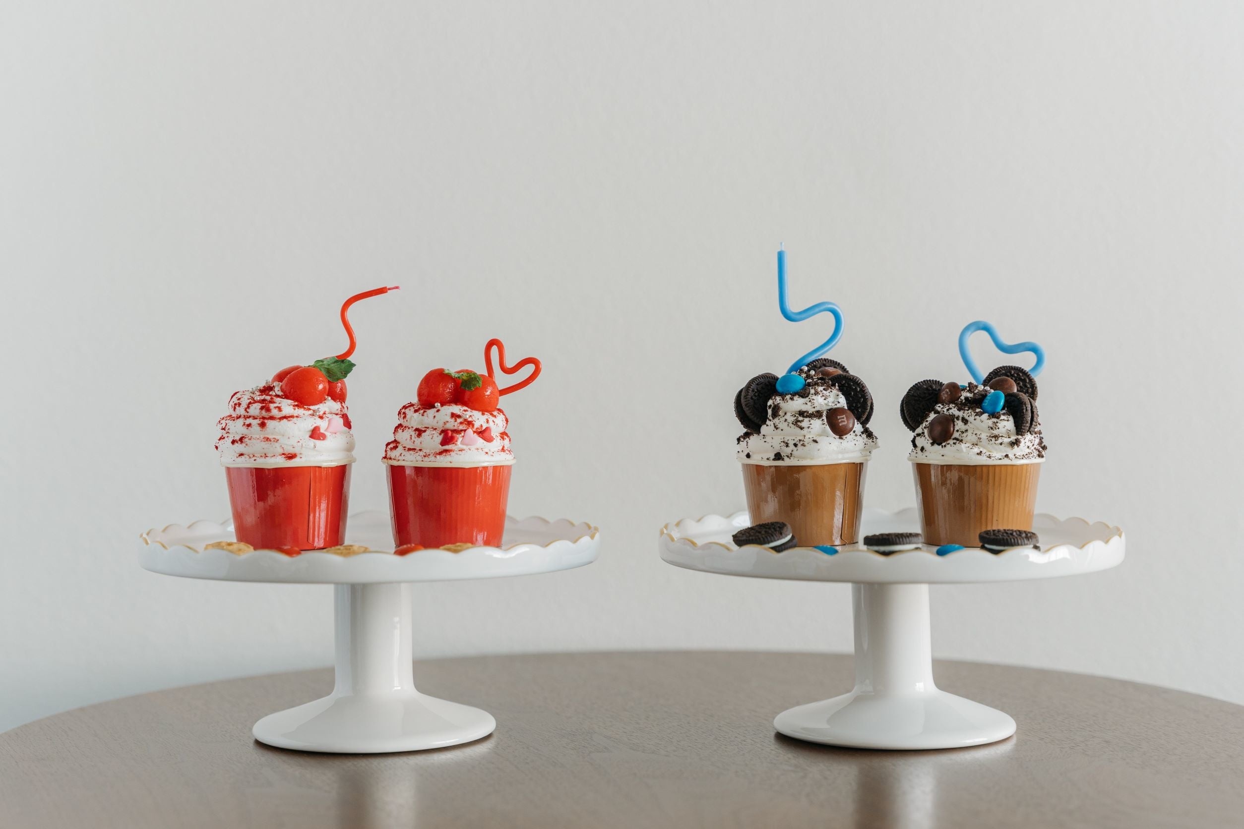 メンカラスイーツの一例（赤と黒ver.）