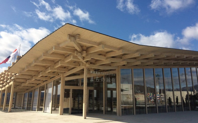 陸前高田市観光物産協会では、普段からラケット貸出も実施中（提供：一般社団法人陸前高田市観光物産協会）