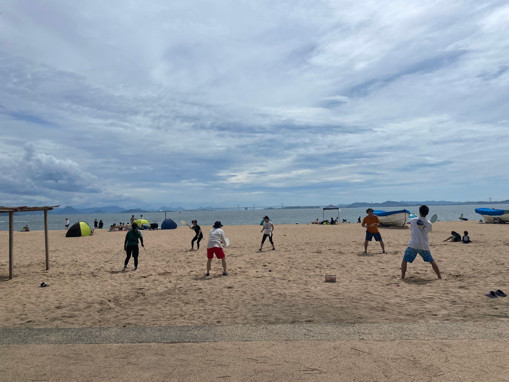 拠点の一つである渋川海水浴場