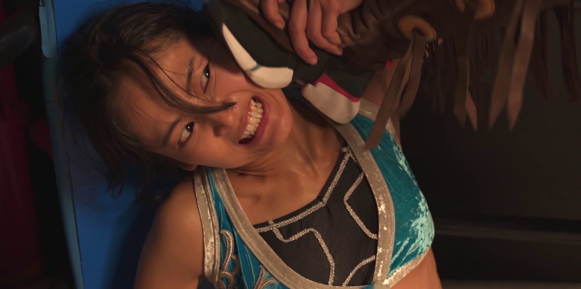 再現ドラマの主人公は「女子プロレスラー」