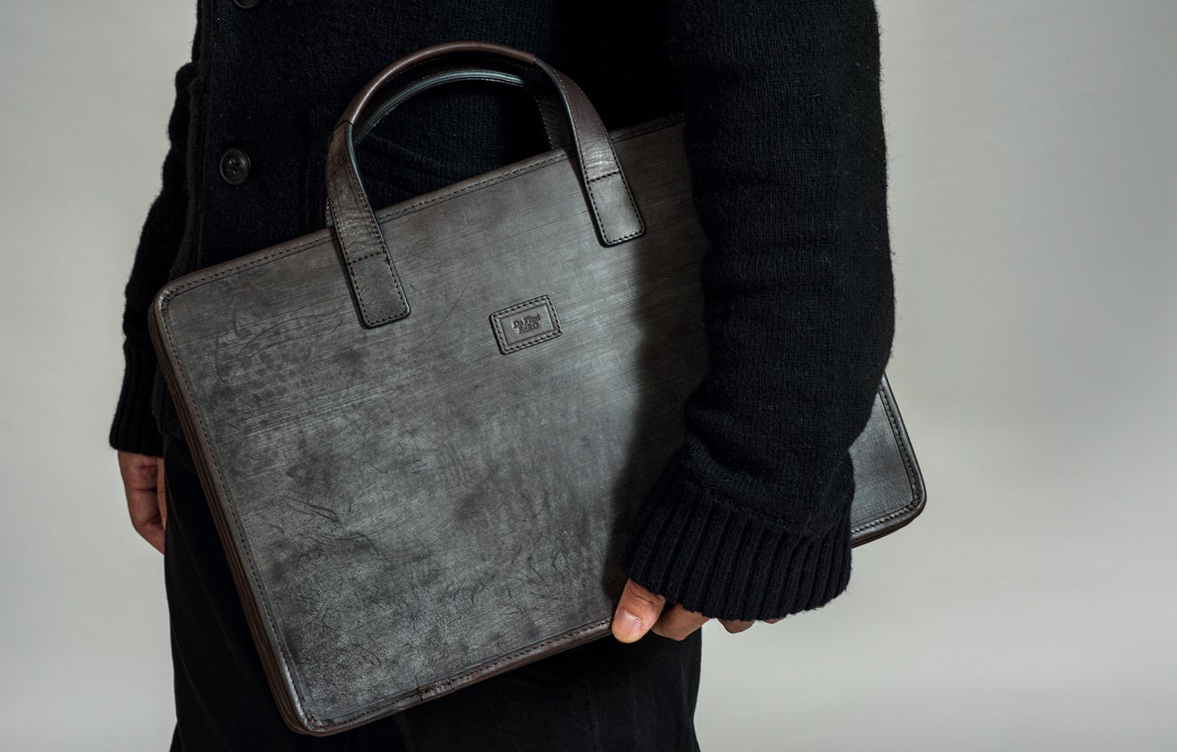 ダヴィンチファーロのコレクション「Alba Tutto Bloom 3Zip Bag」