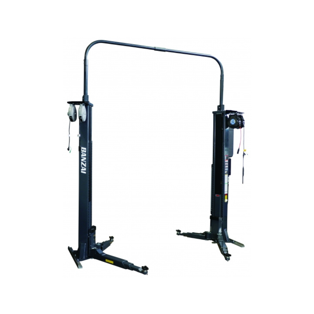 「FINE PIECEデリバリー」がバンザイゲートリフトⅣを取り扱い開始！3.7トンの能力とLED照明付きモデルも。自動車関連製品や工具も問屋価格で提供中。