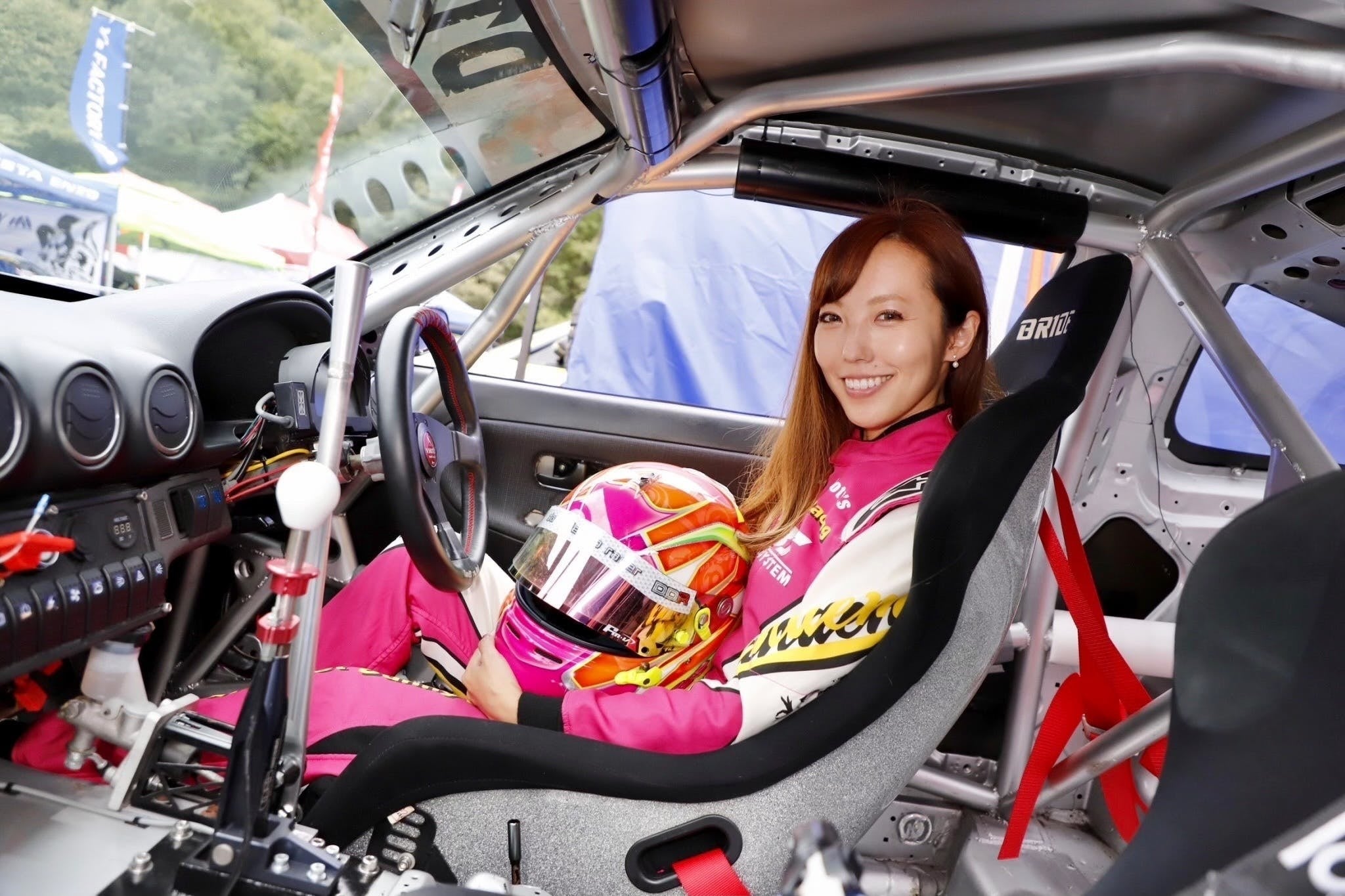 『D1 Lights』参戦女性ドリフトドライバー粟野如月選手