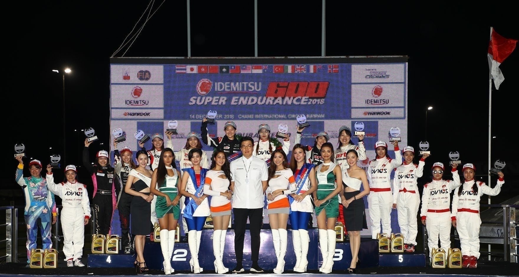 『D1 Lights』参戦女性ドリフトドライバー粟野如月選手