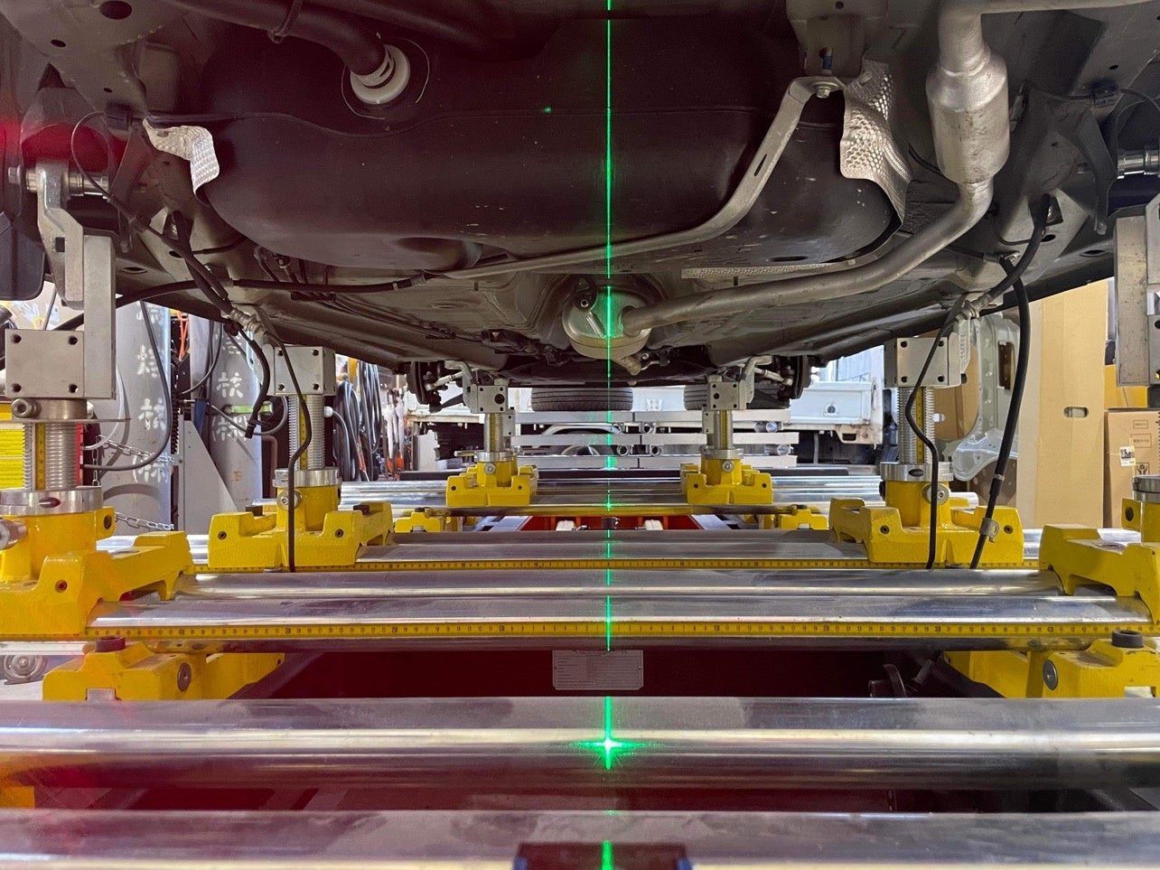 エーミング技術レポート：リアホーシング変形時のADASキャリブレーション前提条件確認