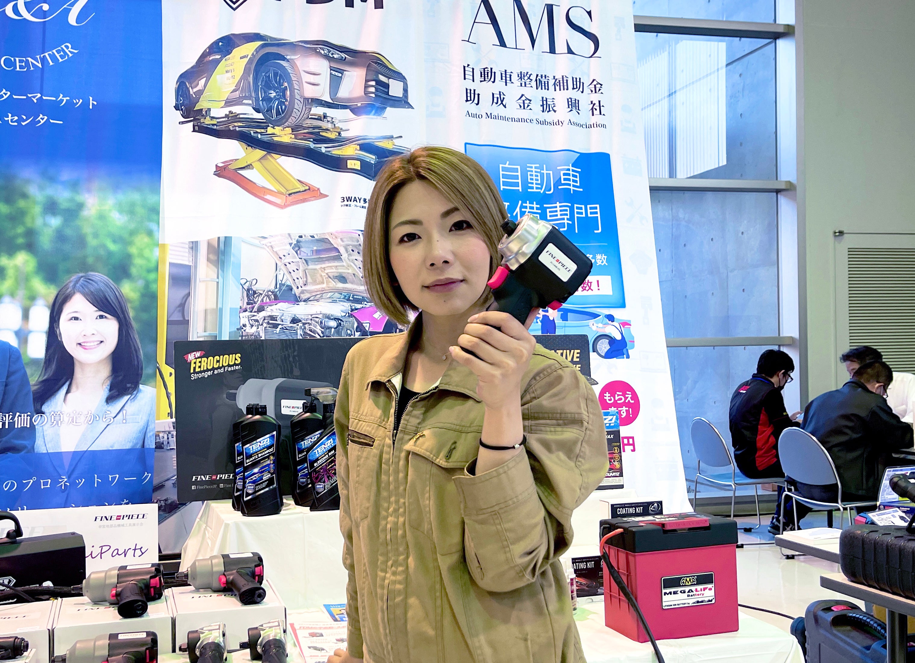 便利！おすすめ　エアーインパクトレンチ　ファインピース PI-1493-VG