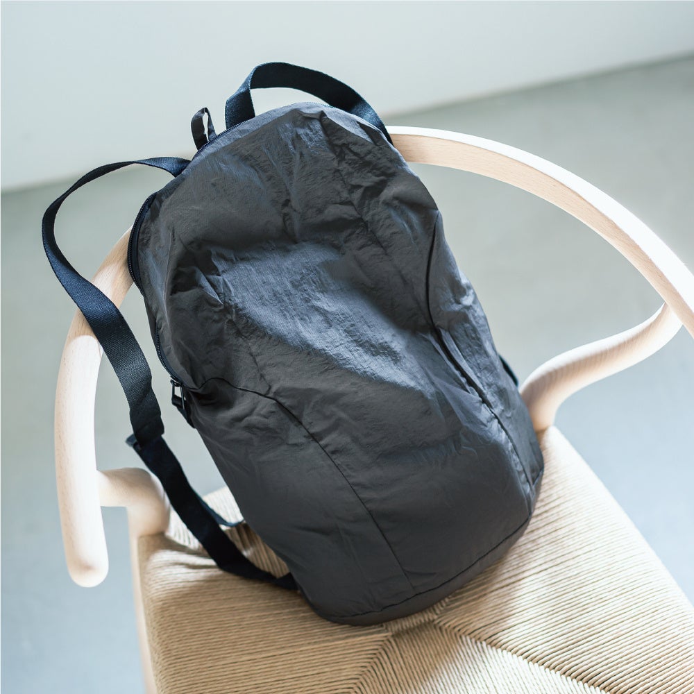 ソフトナイロン折りたたみ収納リュック