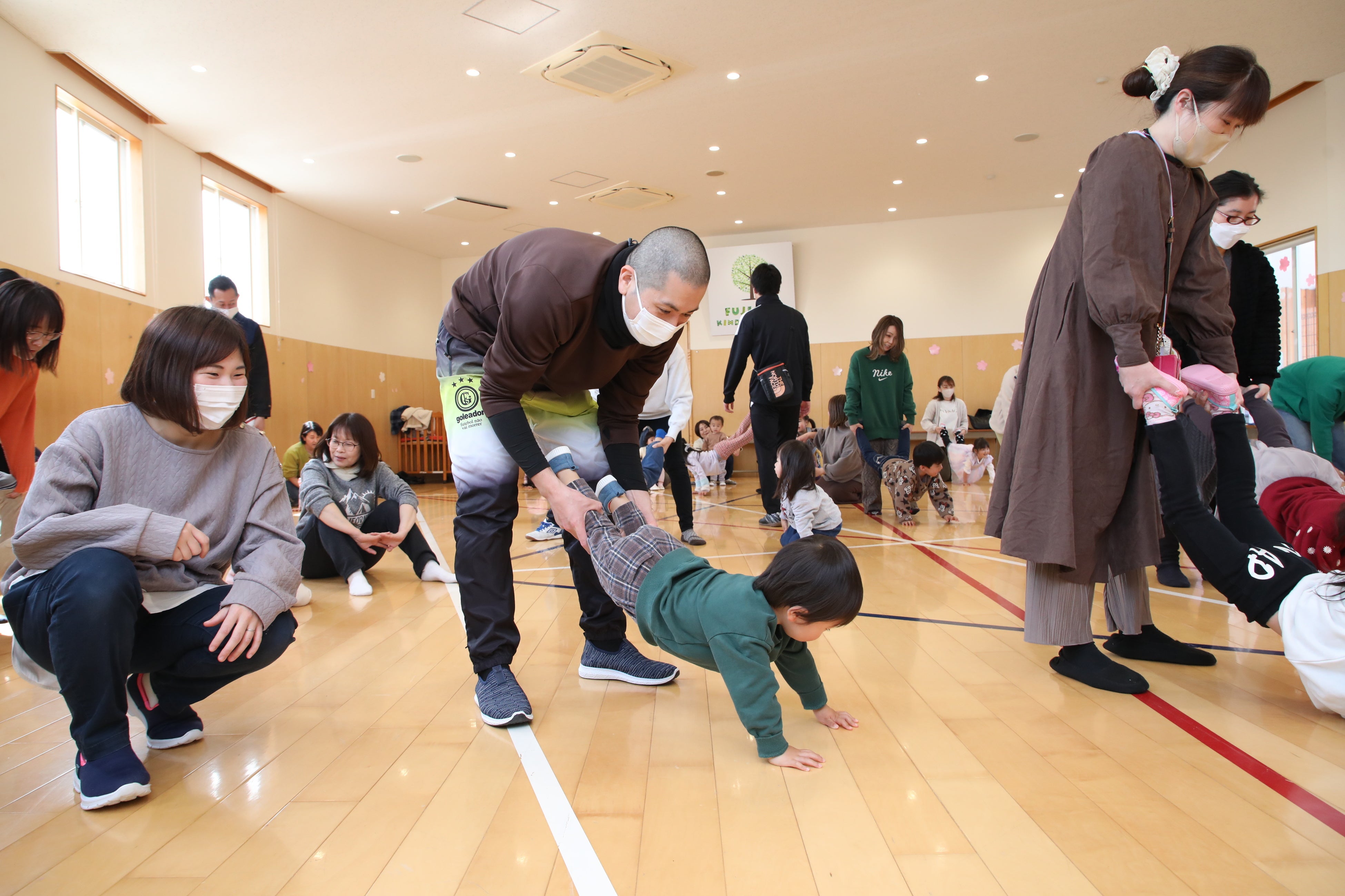 各回満員の親子教室