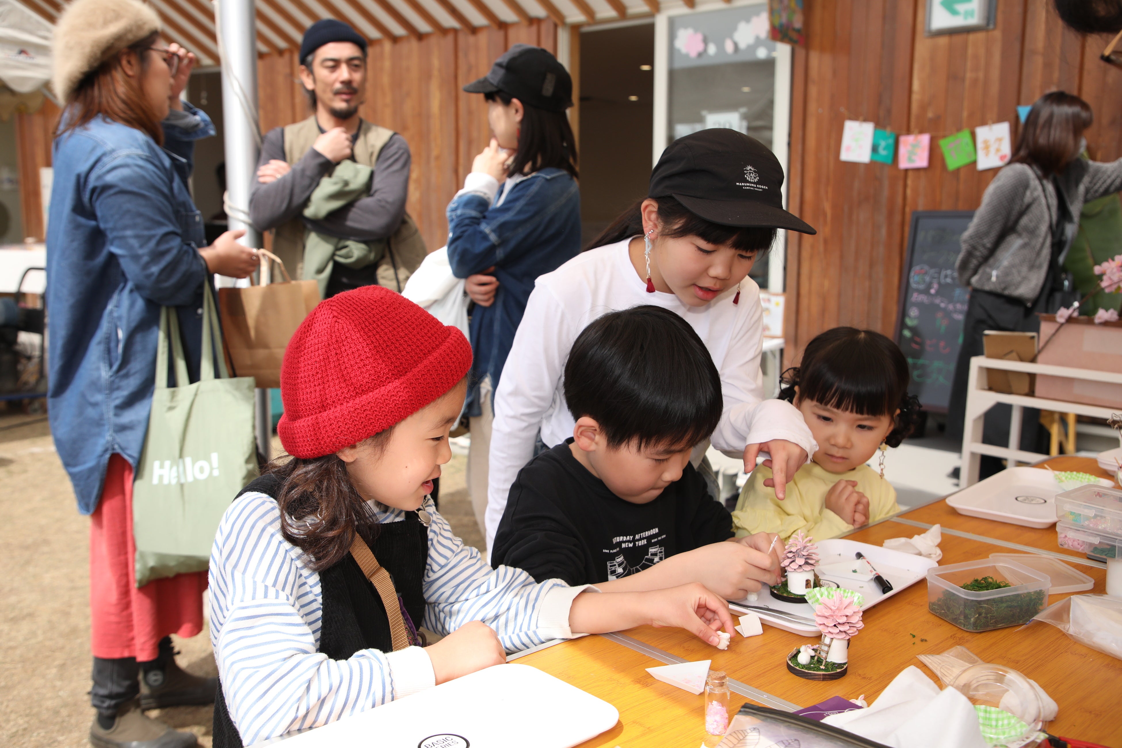 楽しみながら学ぶこどもたち