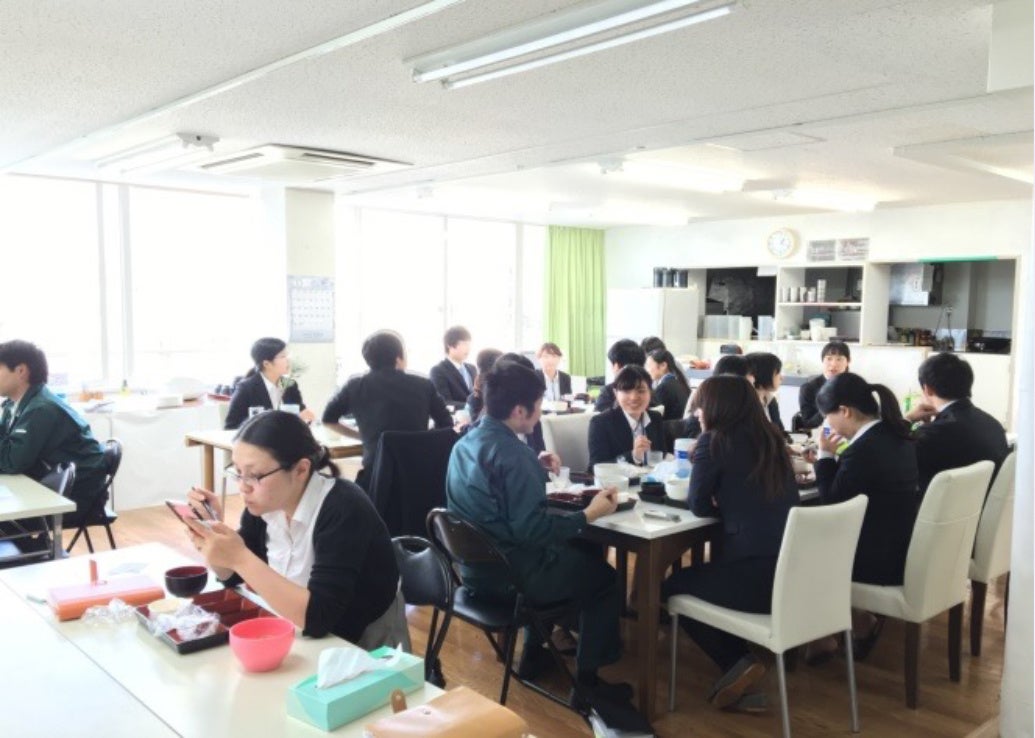 ベーカリー事業のきっかけは、無添加社員食堂