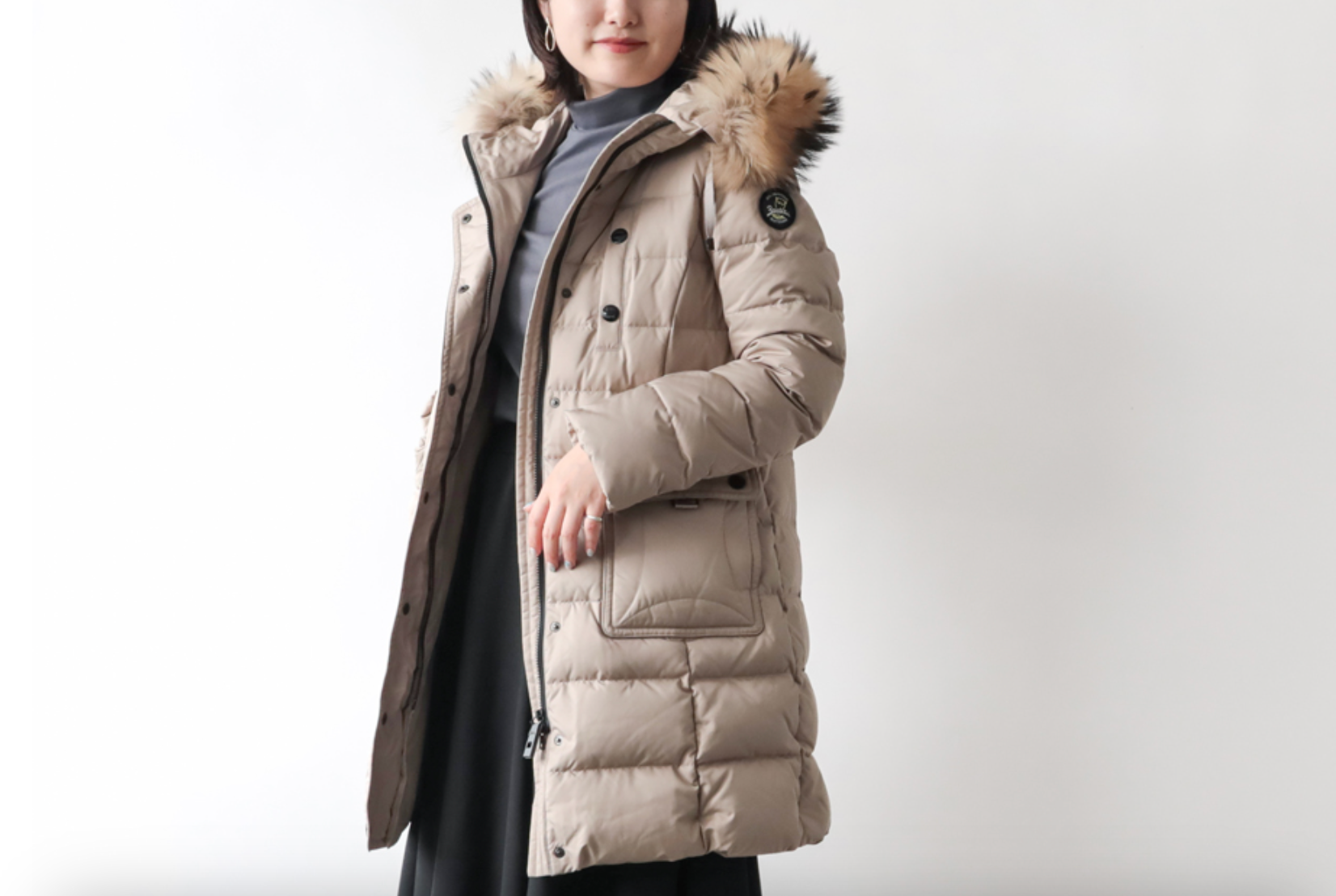 23年秋冬レディース新作コート・ダウンを発表 | ライフスタイル