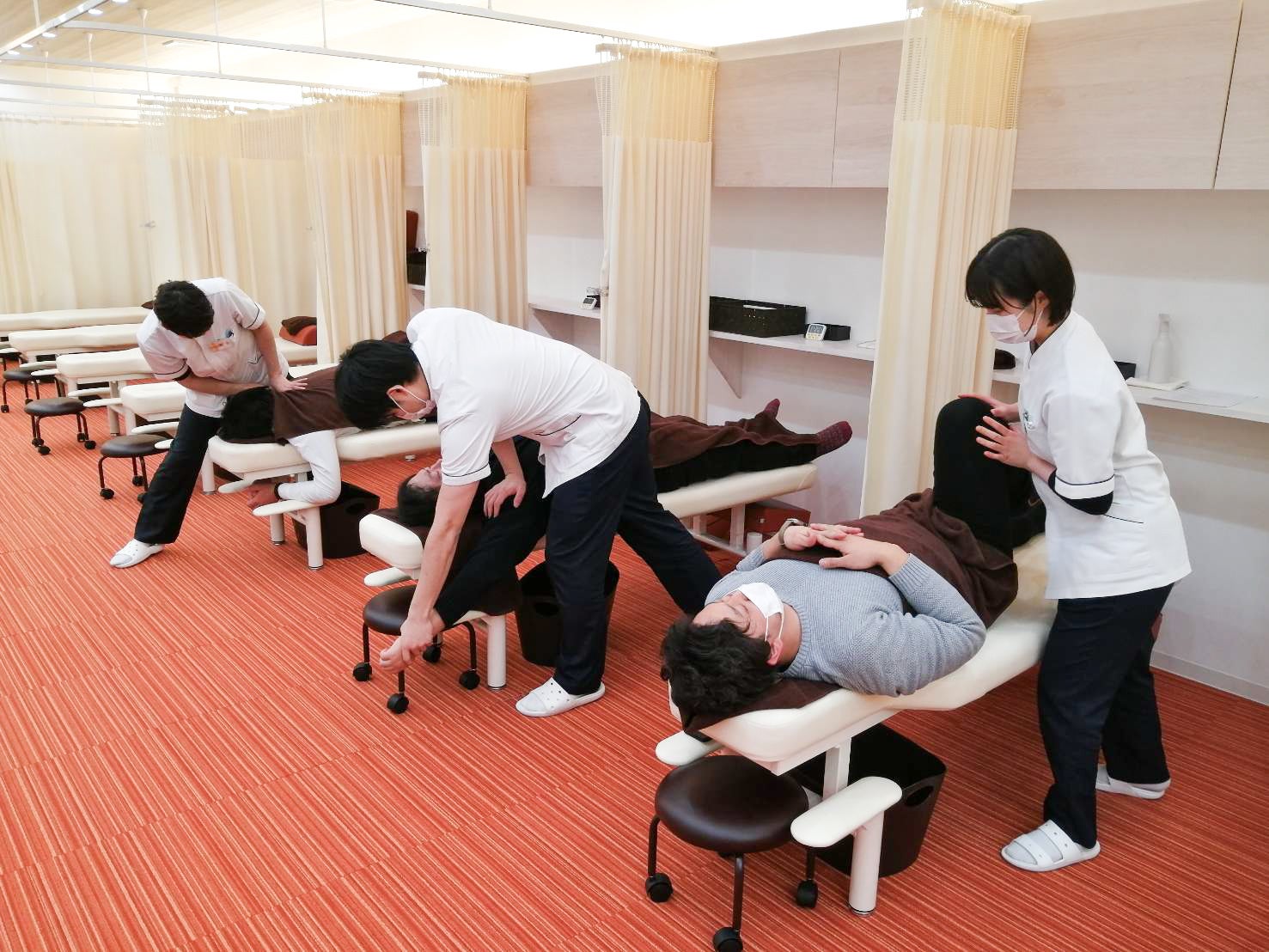 店舗イメージ（施術提供時は、感染症対策を強化して実施しています）