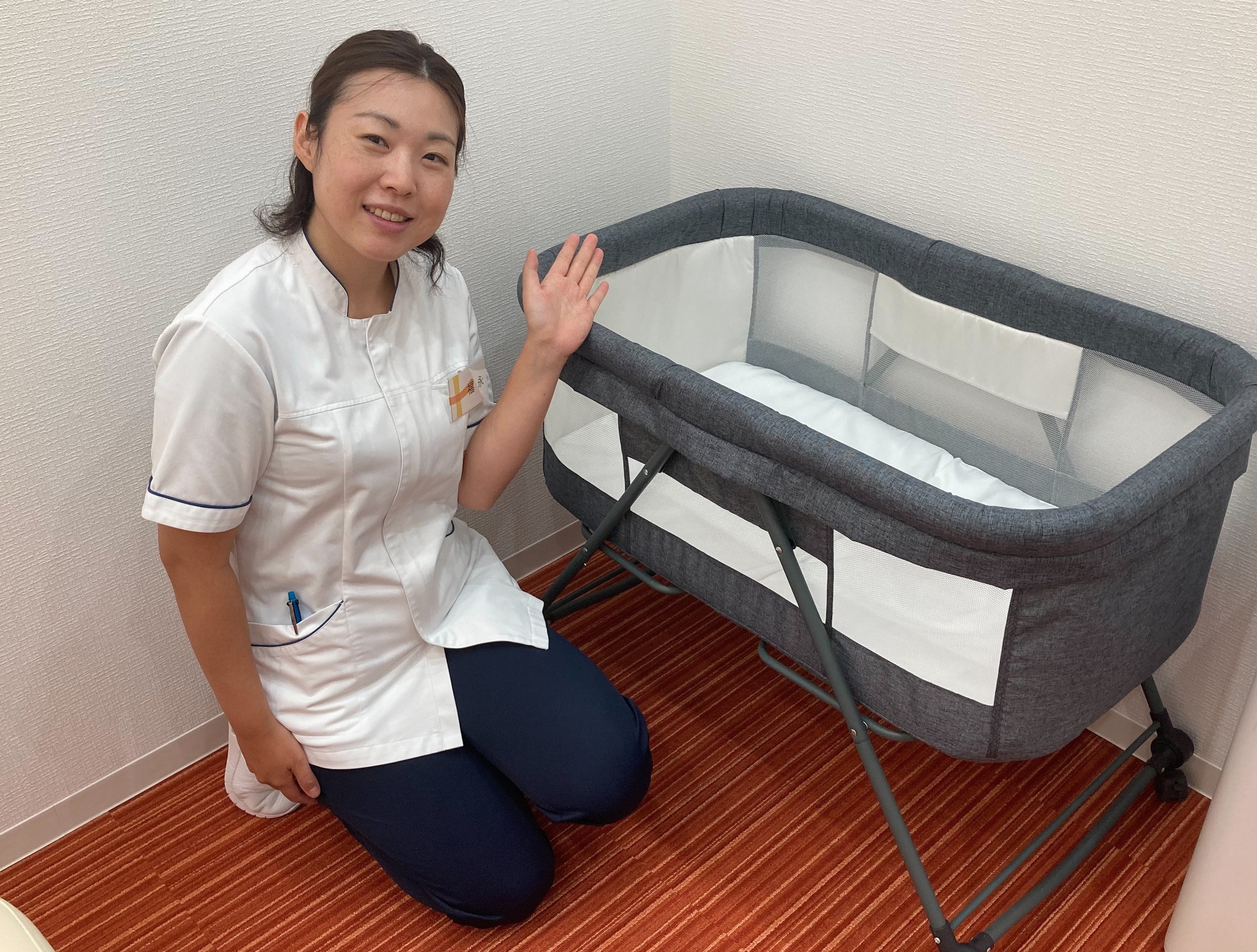 院内のベビーベッド