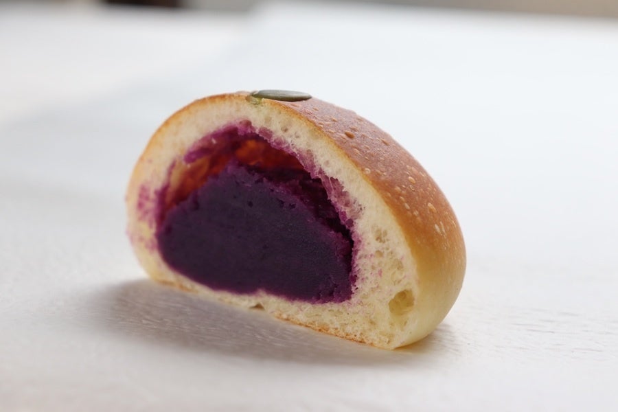 おいもの香りが口いっぱいに広がる「紫いもあん」