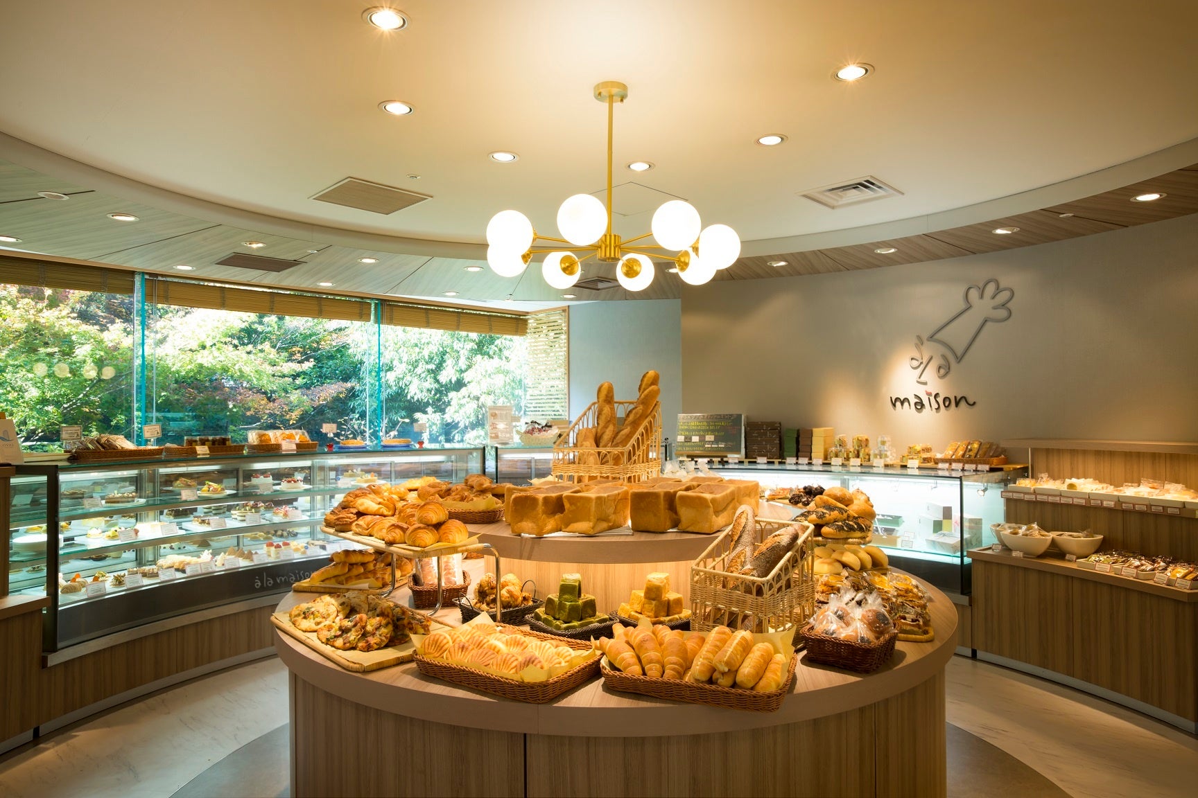 デリカテス アラメゾン（ポートピアホテル本館1階）