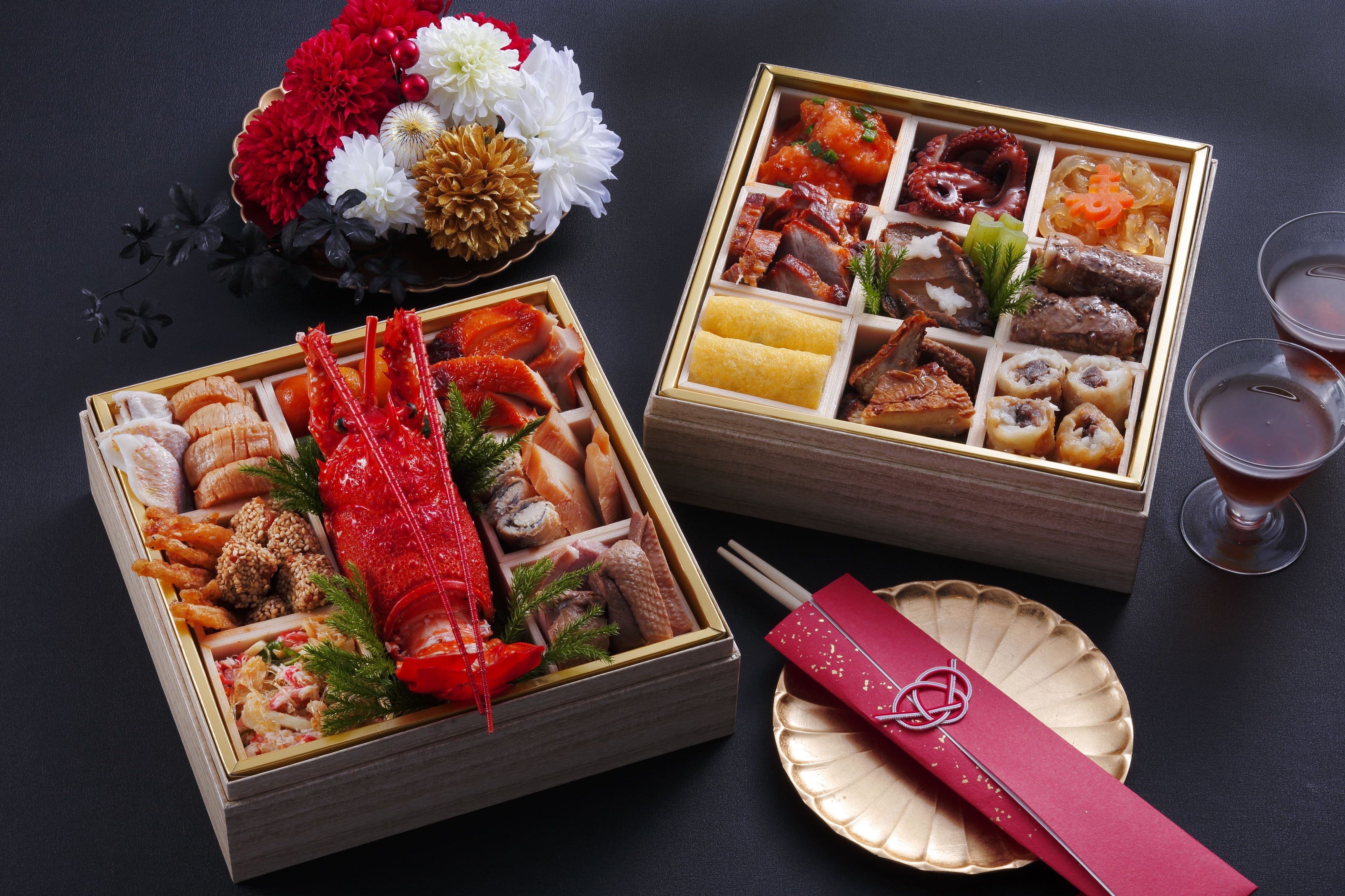 聚景園の 中国風おせち料理2段