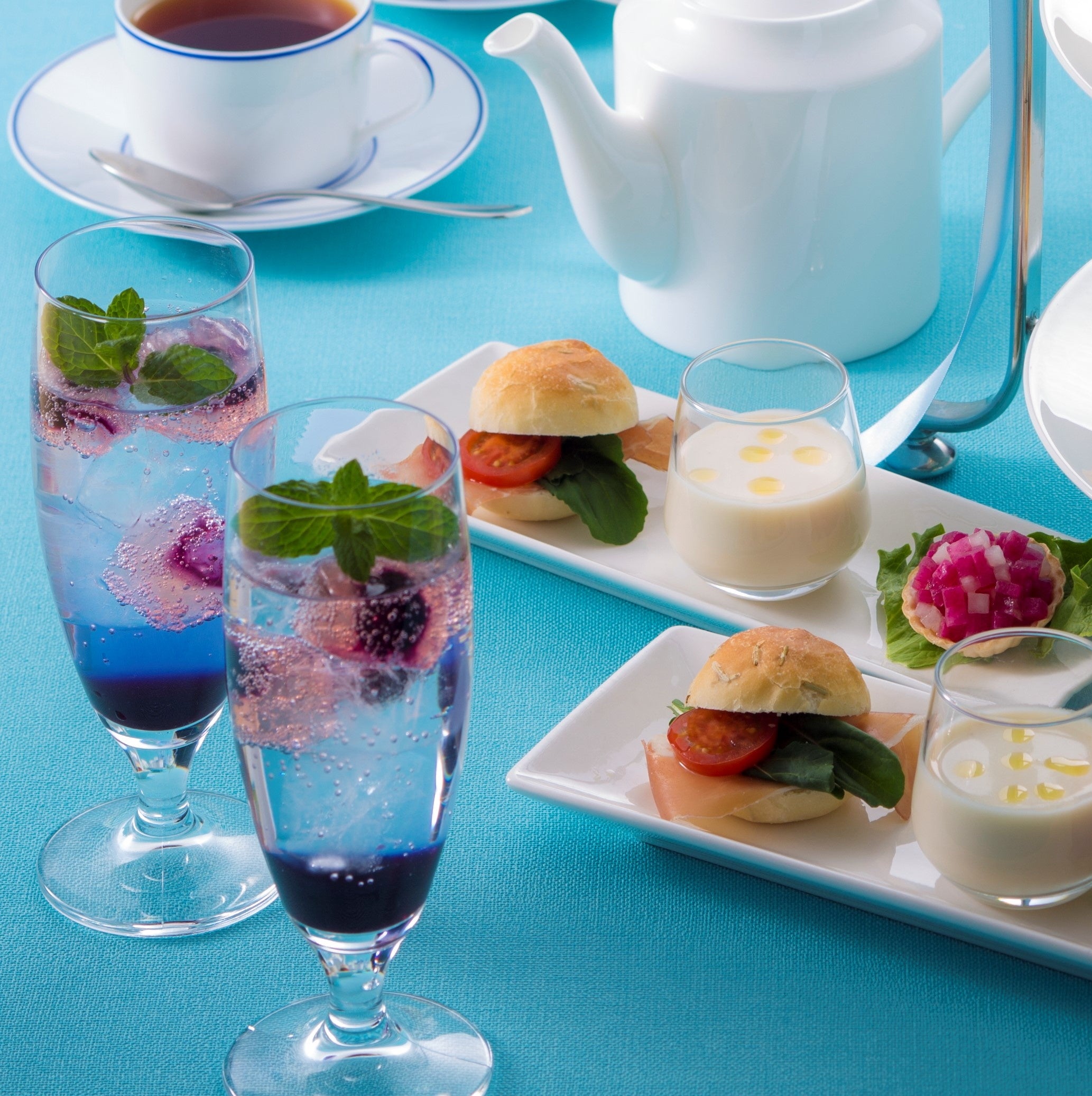 バタフライピーのレモンソーダ