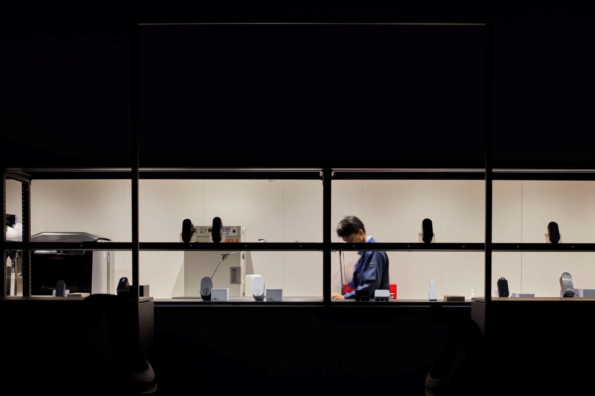 オフィスに併設の研究開発施設（社内名称：工房）